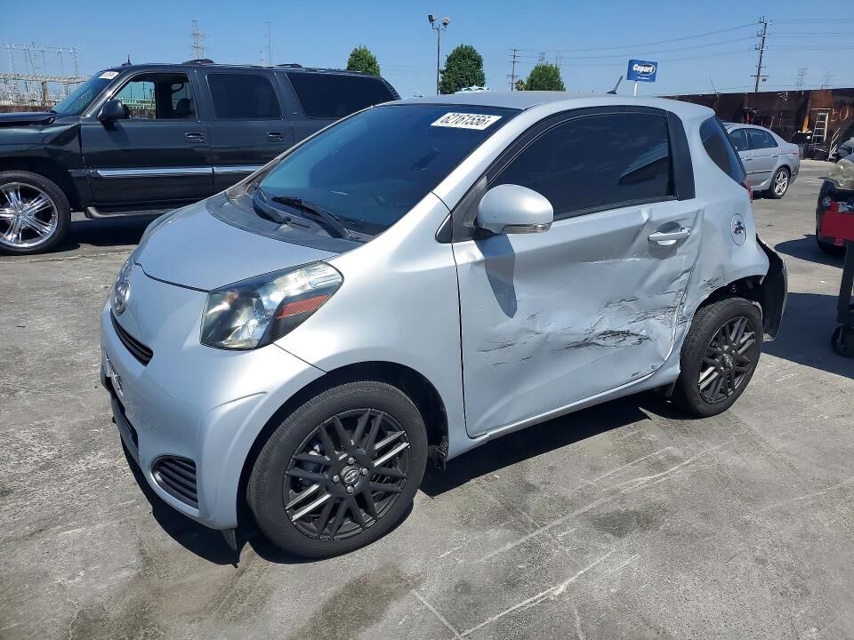 2014 TOYOTA Scion