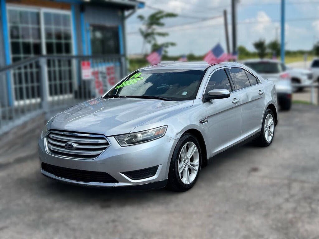 2014 FORD Taurus