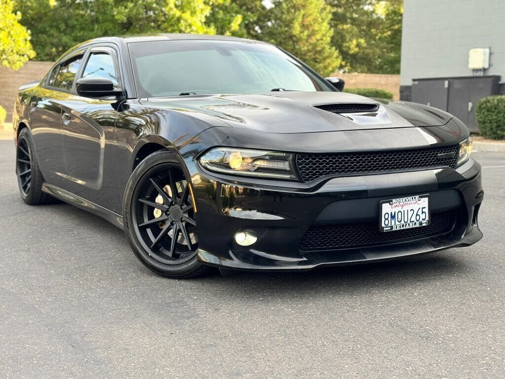 2019 DODGE Charger
