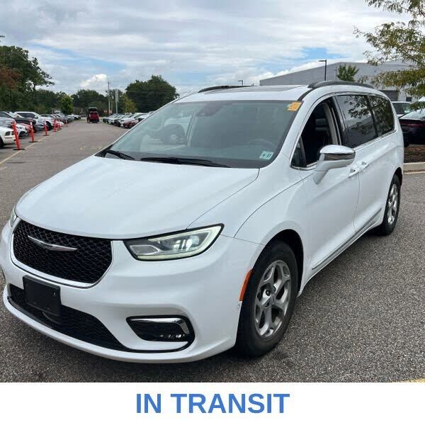 2022 CHRYSLER Pacifica