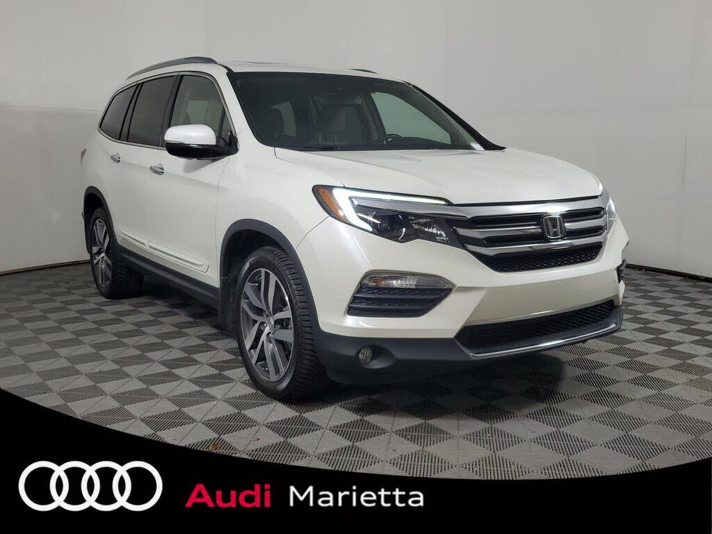 2017 HONDA Pilot
