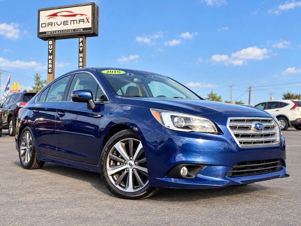 2016 SUBARU Legacy