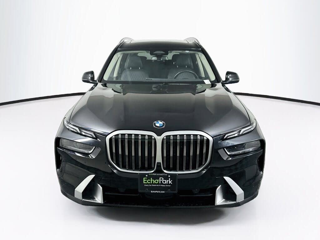 2025 BMW X7