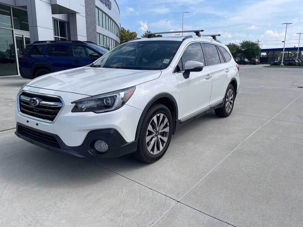 2018 SUBARU Outback