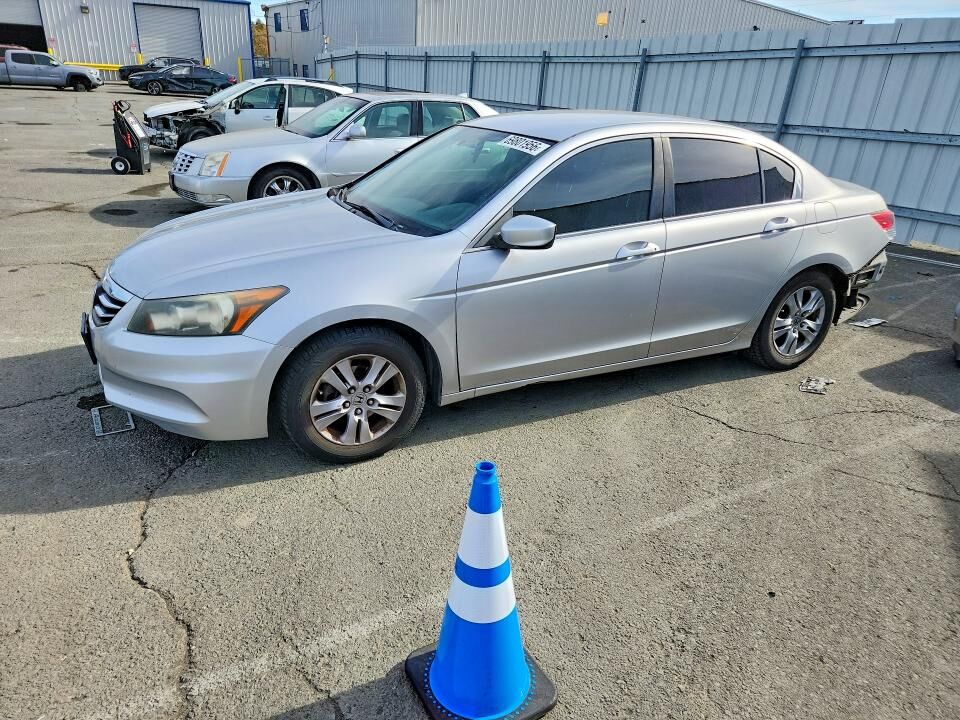 2011 HONDA Accord