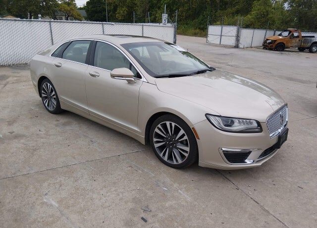 2017 LINCOLN MKZ