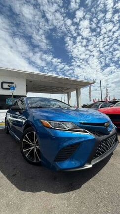 2018 TOYOTA Camry