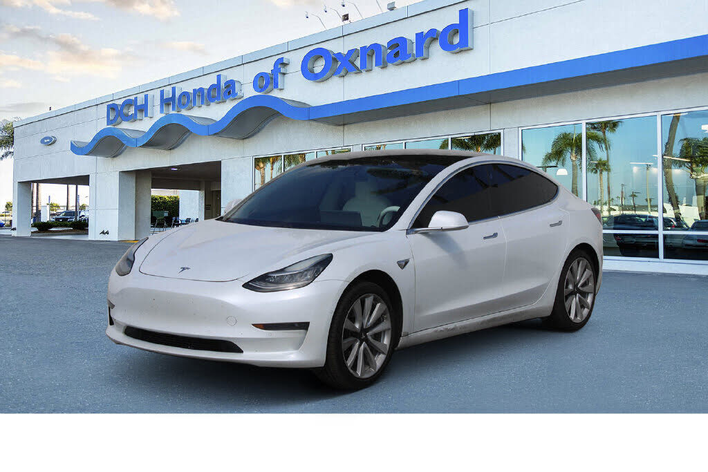 2020 TESLA Model 3