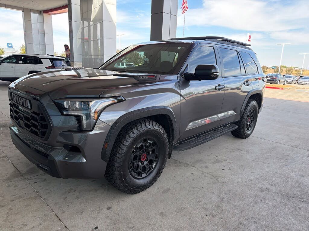 2024 TOYOTA Sequoia