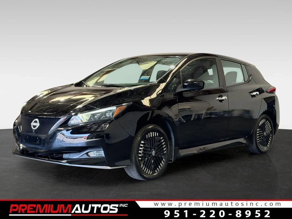 2025 NISSAN Leaf