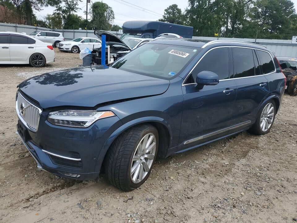 2019 VOLVO XC90