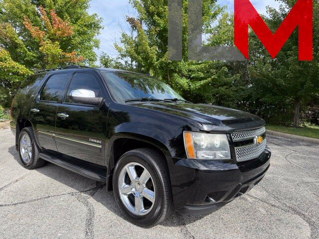 2011 CHEVROLET Tahoe
