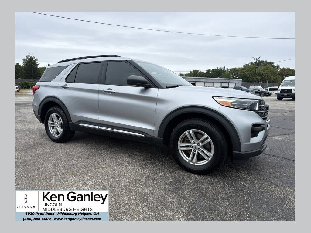 2021 FORD Explorer