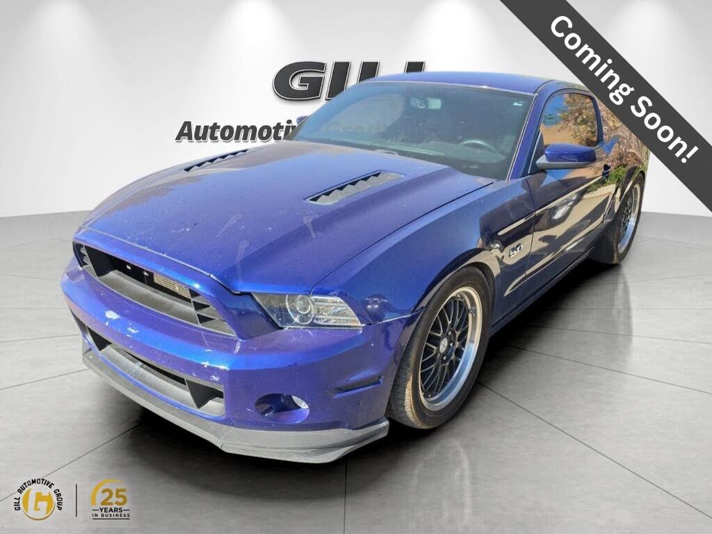 2013 FORD Mustang