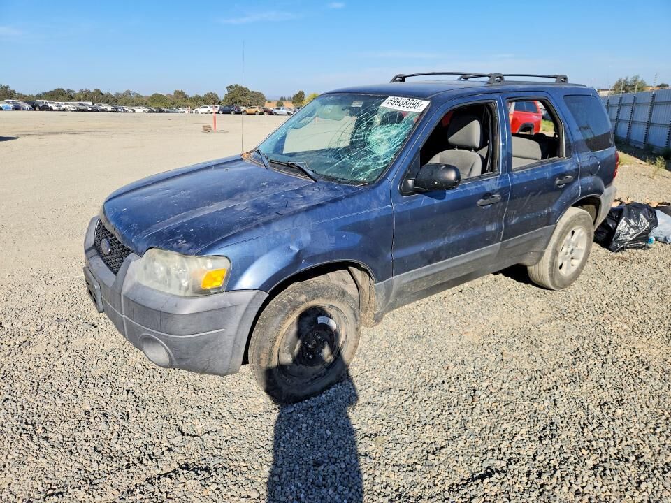 2005 FORD Escape