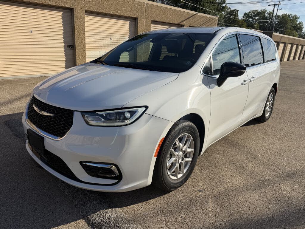 2025 CHRYSLER Pacifica