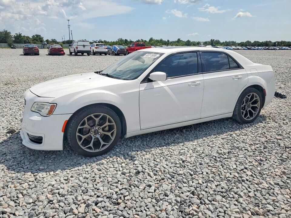 2015 CHRYSLER 300