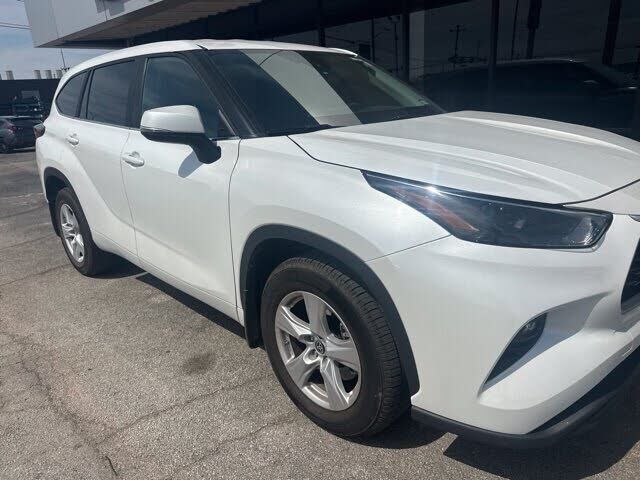 2023 TOYOTA Highlander