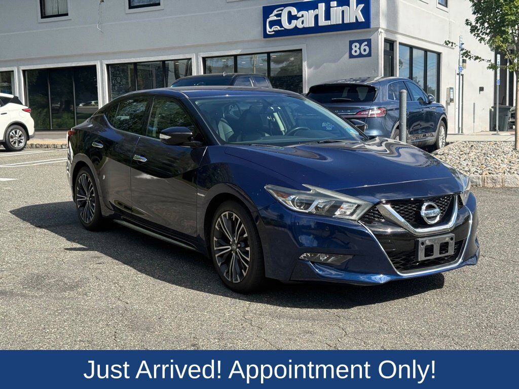 2018 NISSAN Maxima