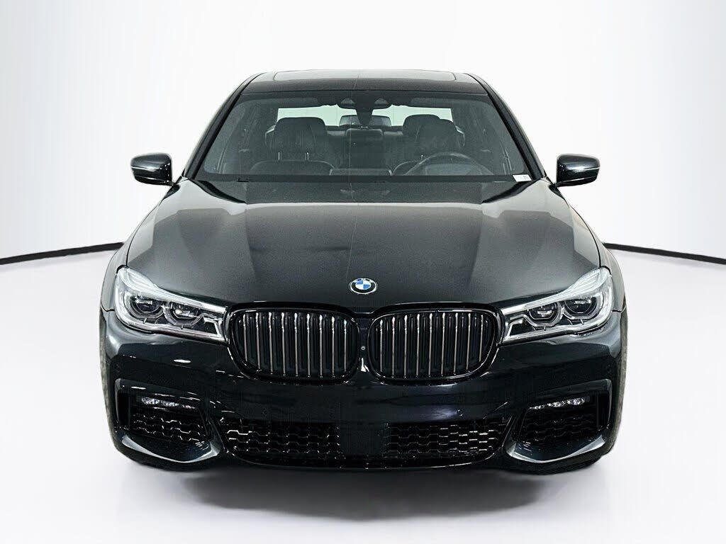 2018 BMW 750i