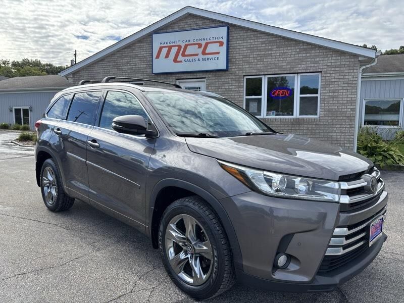 2017 TOYOTA Highlander