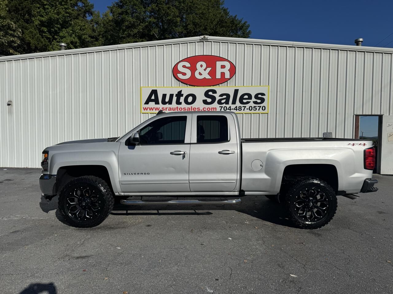 2017 CHEVROLET Silverado