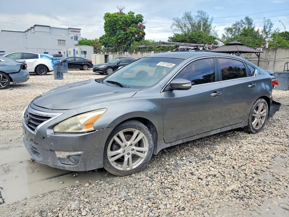 2014 NISSAN Altima