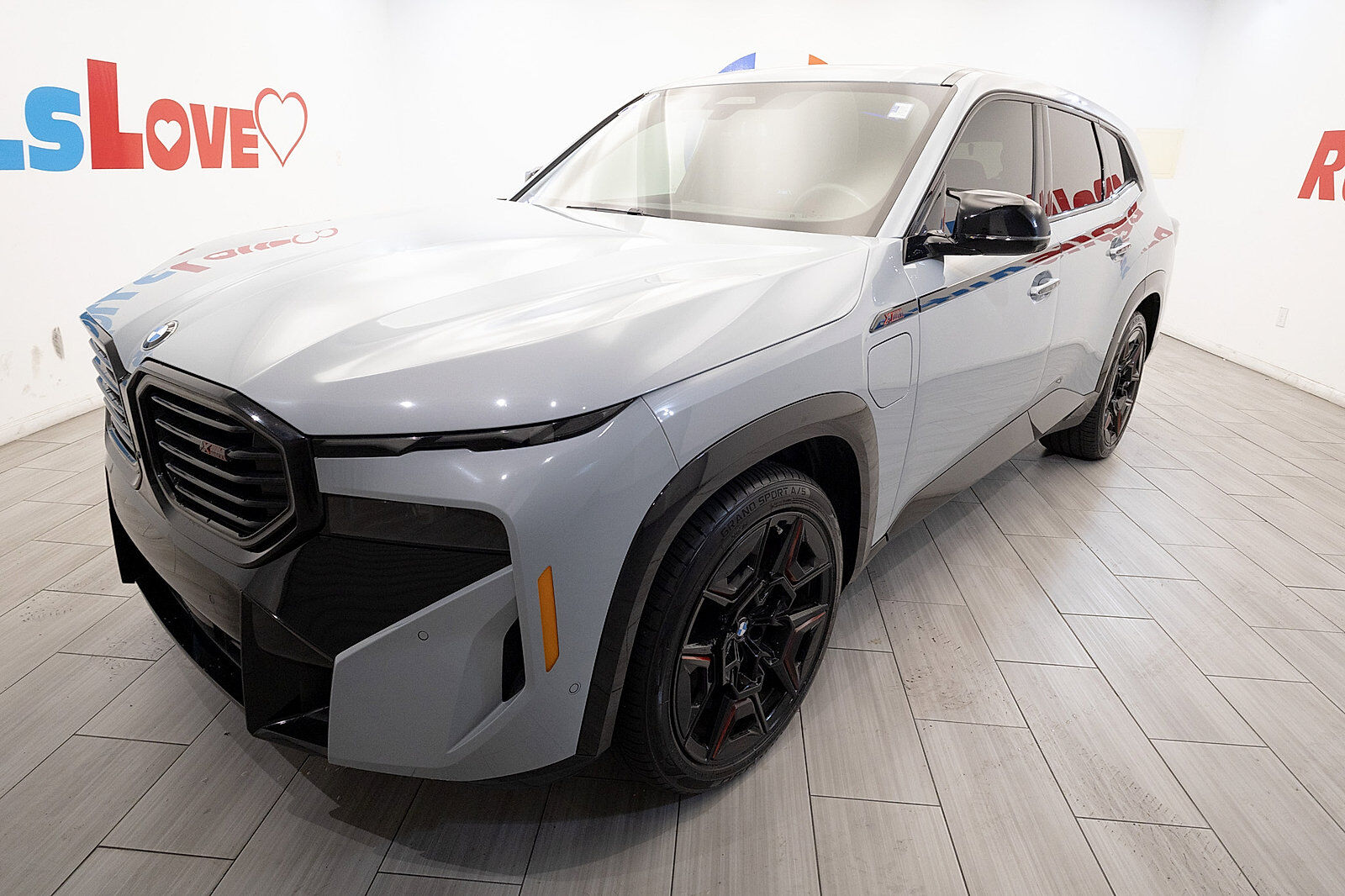 2024 BMW XM