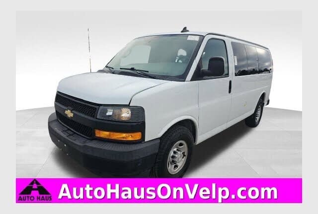 2019 CHEVROLET Express