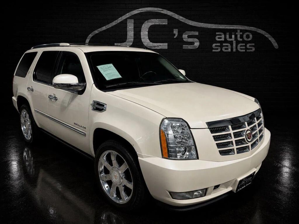 2013 CADILLAC Escalade