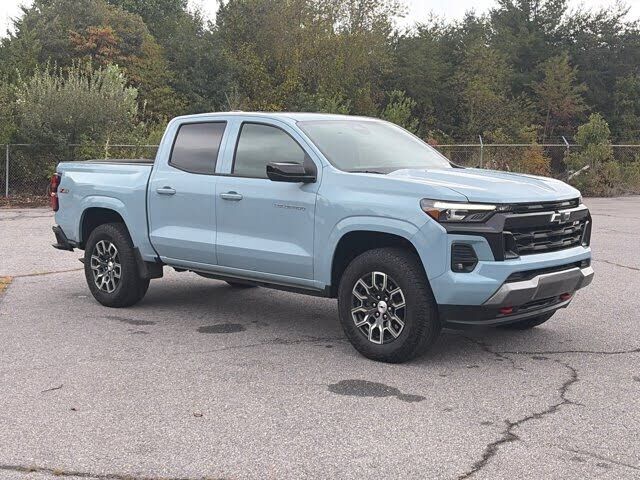 2025 CHEVROLET Colorado