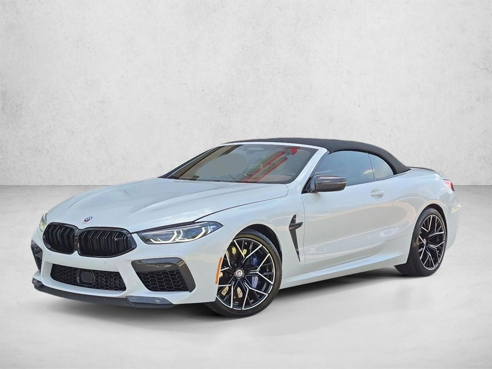 2025 BMW M8