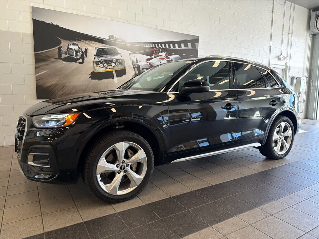 2021 AUDI Q5