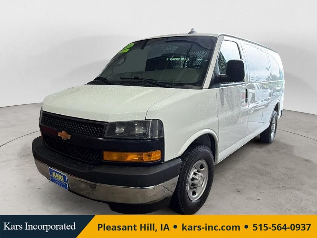 2020 CHEVROLET Express
