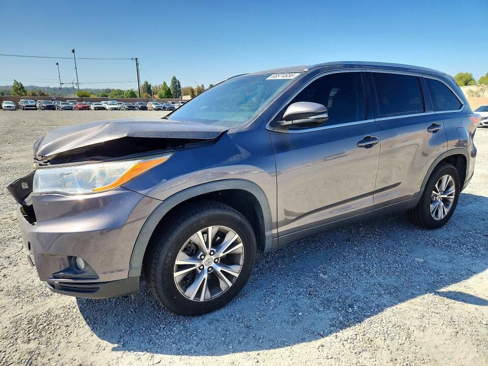 2015 TOYOTA Highlander