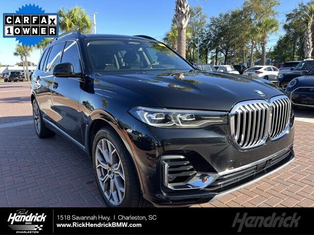 2021 BMW X7