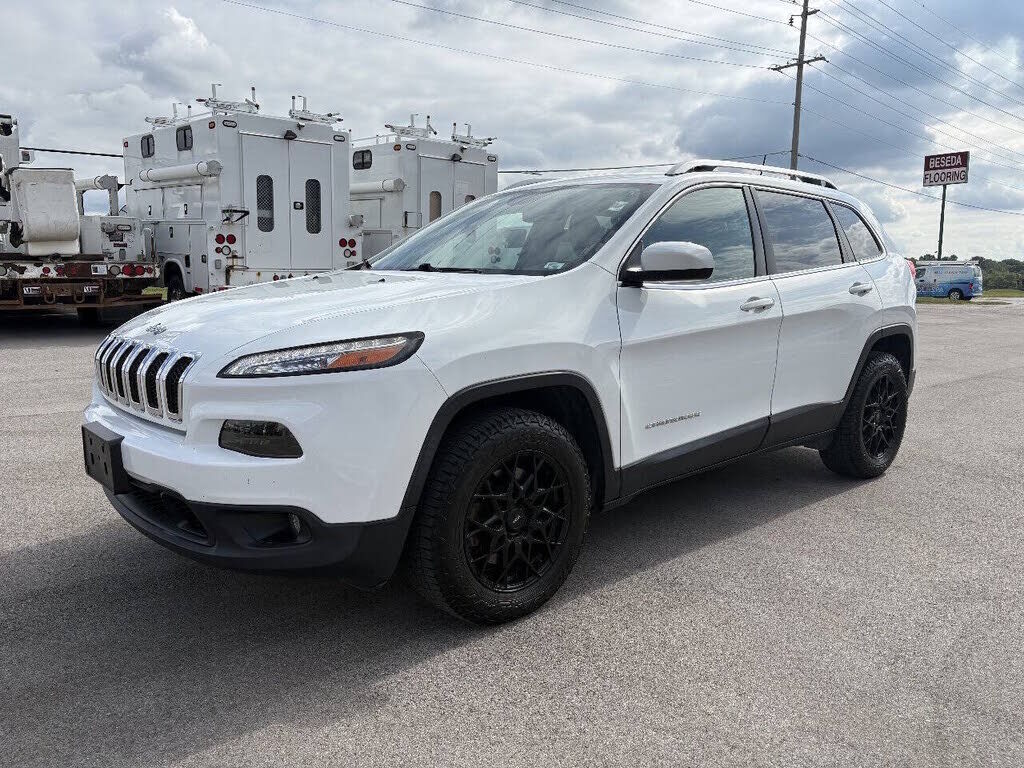 2017 JEEP Cherokee