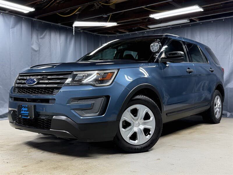 2017 FORD Explorer