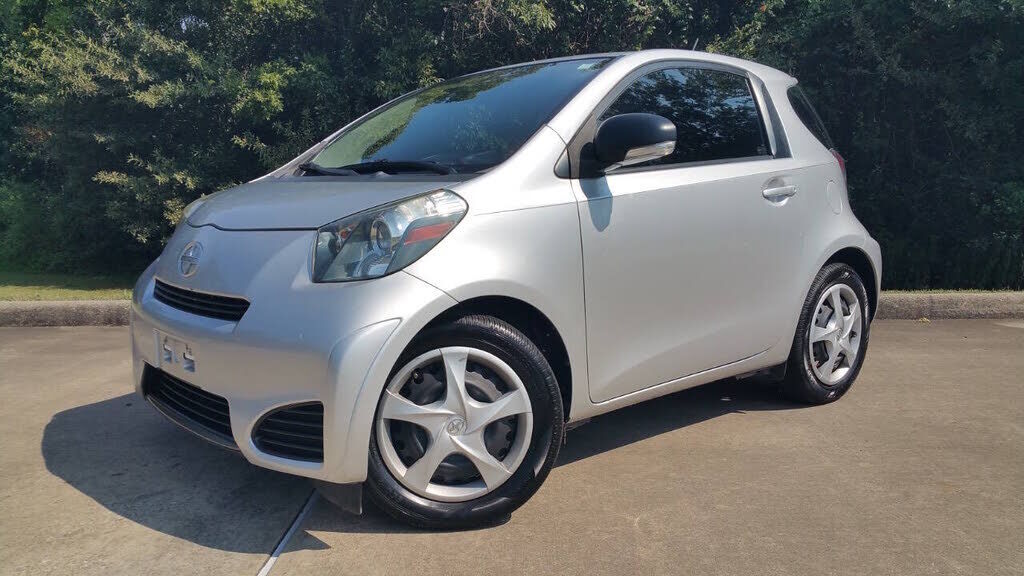 2012 TOYOTA Scion