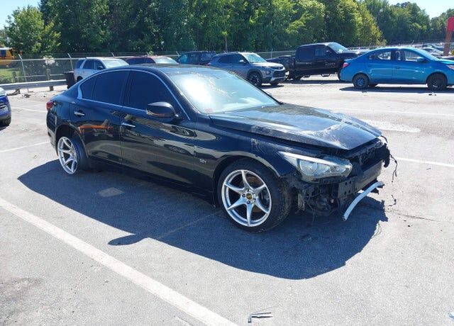 2016 INFINITI Q50