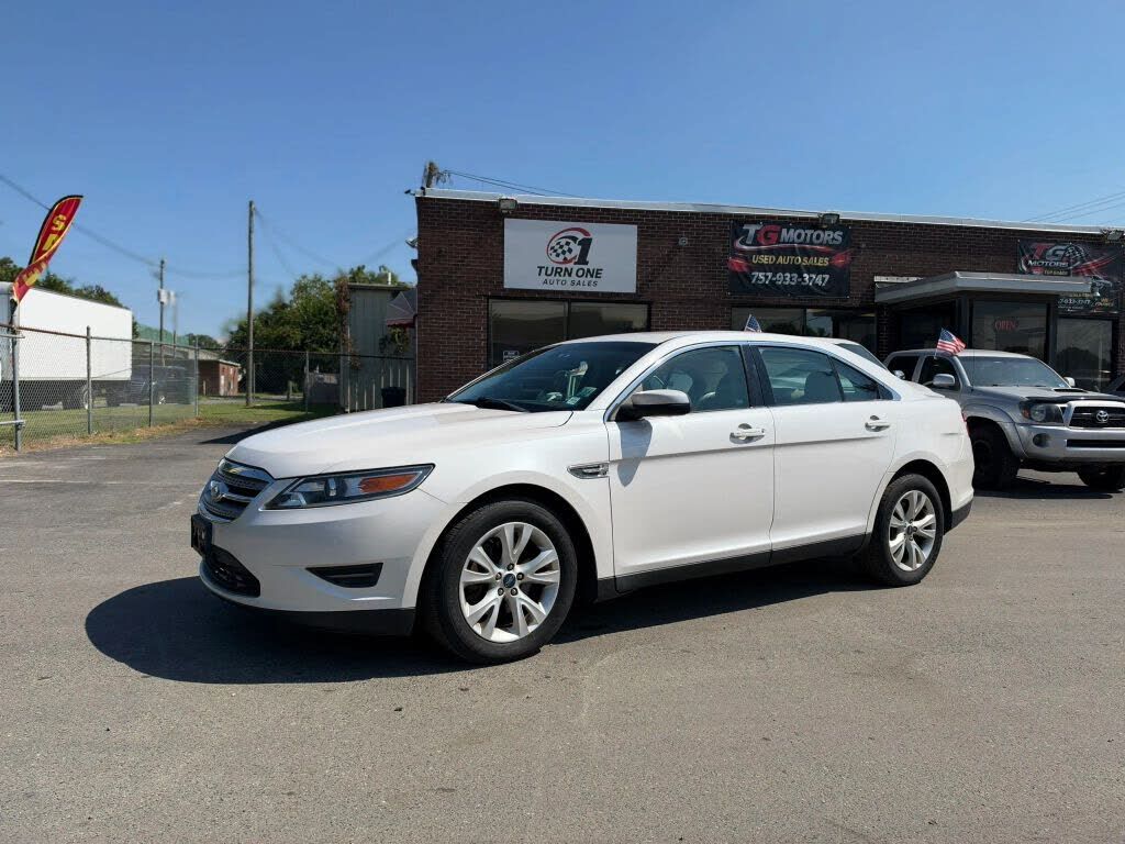 2011 FORD Taurus