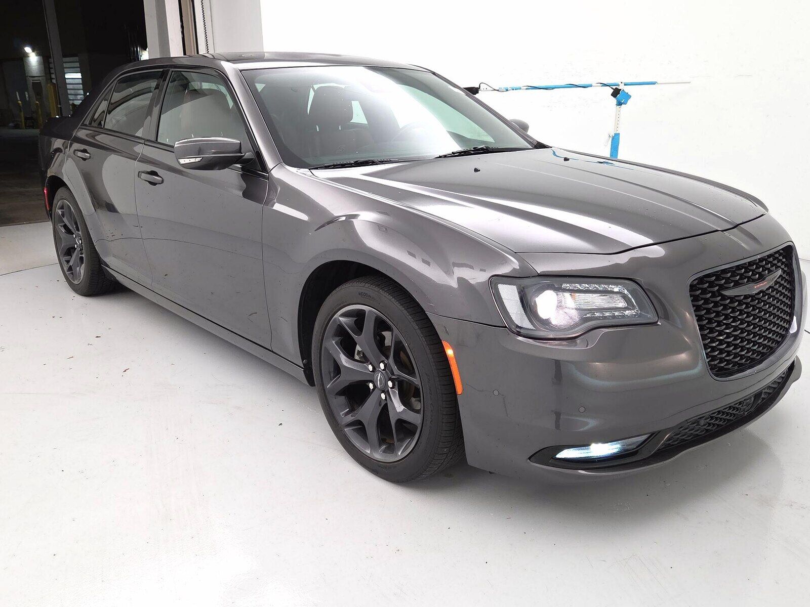 2021 CHRYSLER 300
