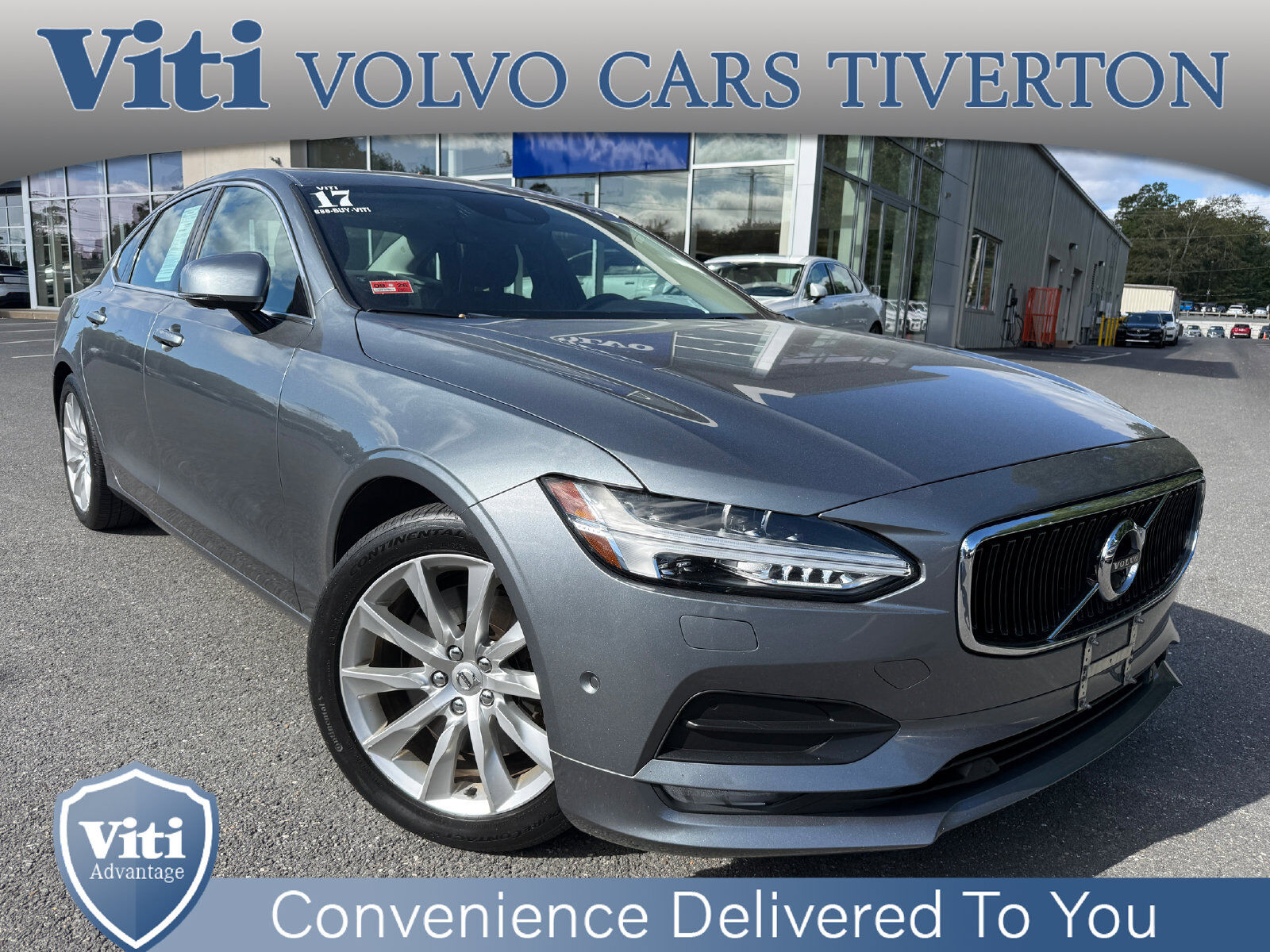 2017 VOLVO S90