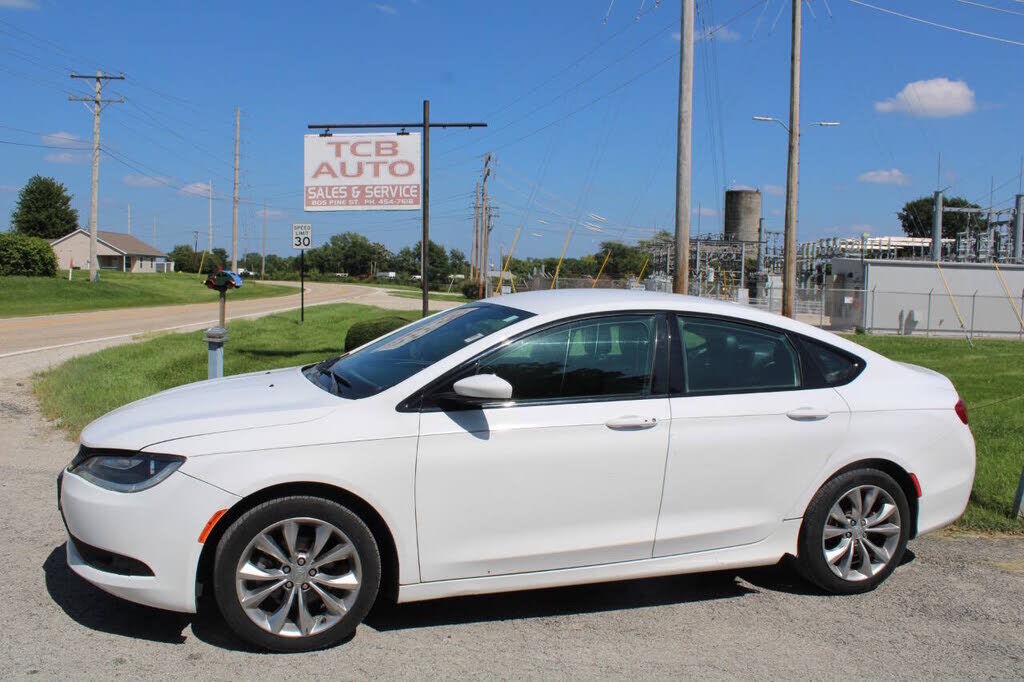 2015 CHRYSLER 200