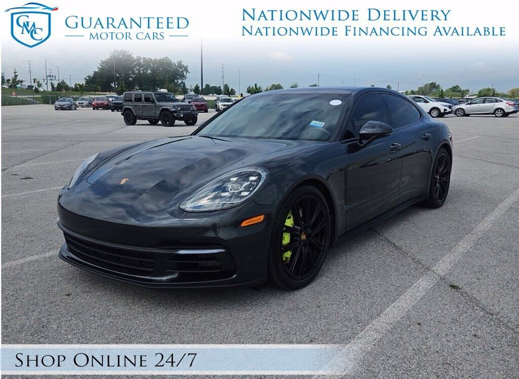 2019 PORSCHE Panamera