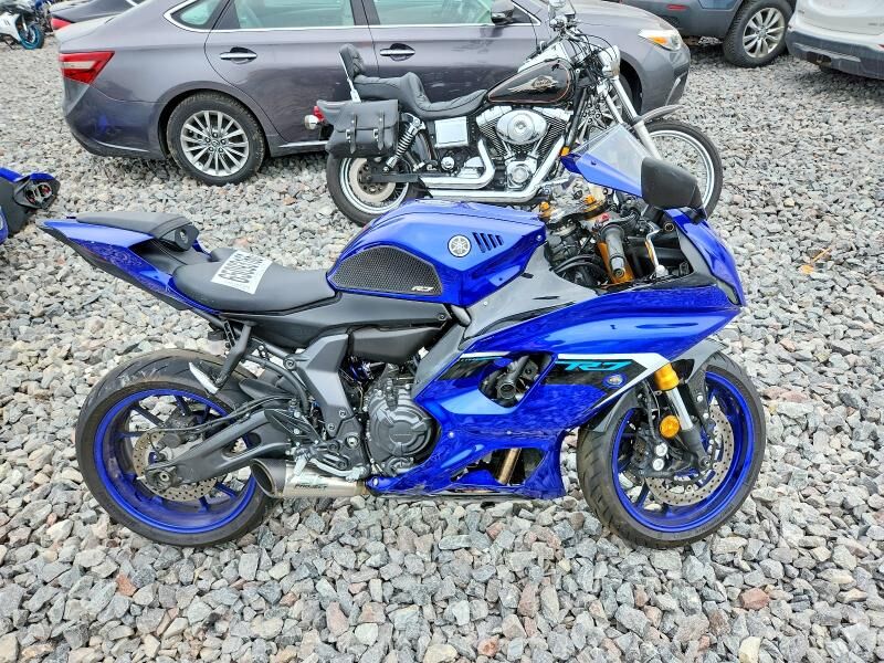 2025 YAMAHA YZF
