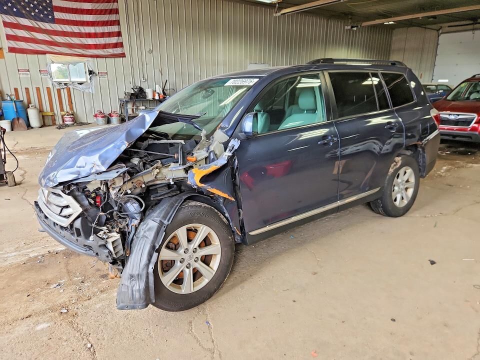 2012 TOYOTA Highlander