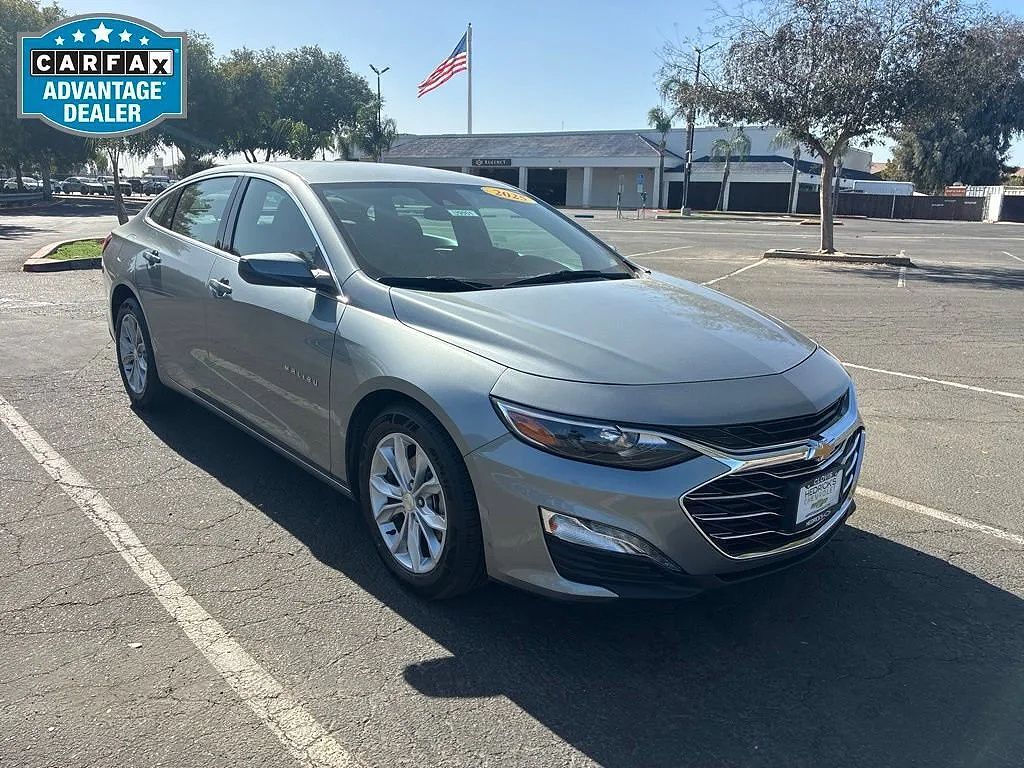 2025 CHEVROLET Malibu