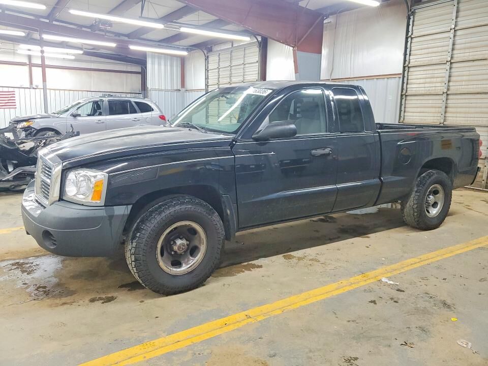 2005 DODGE Dakota