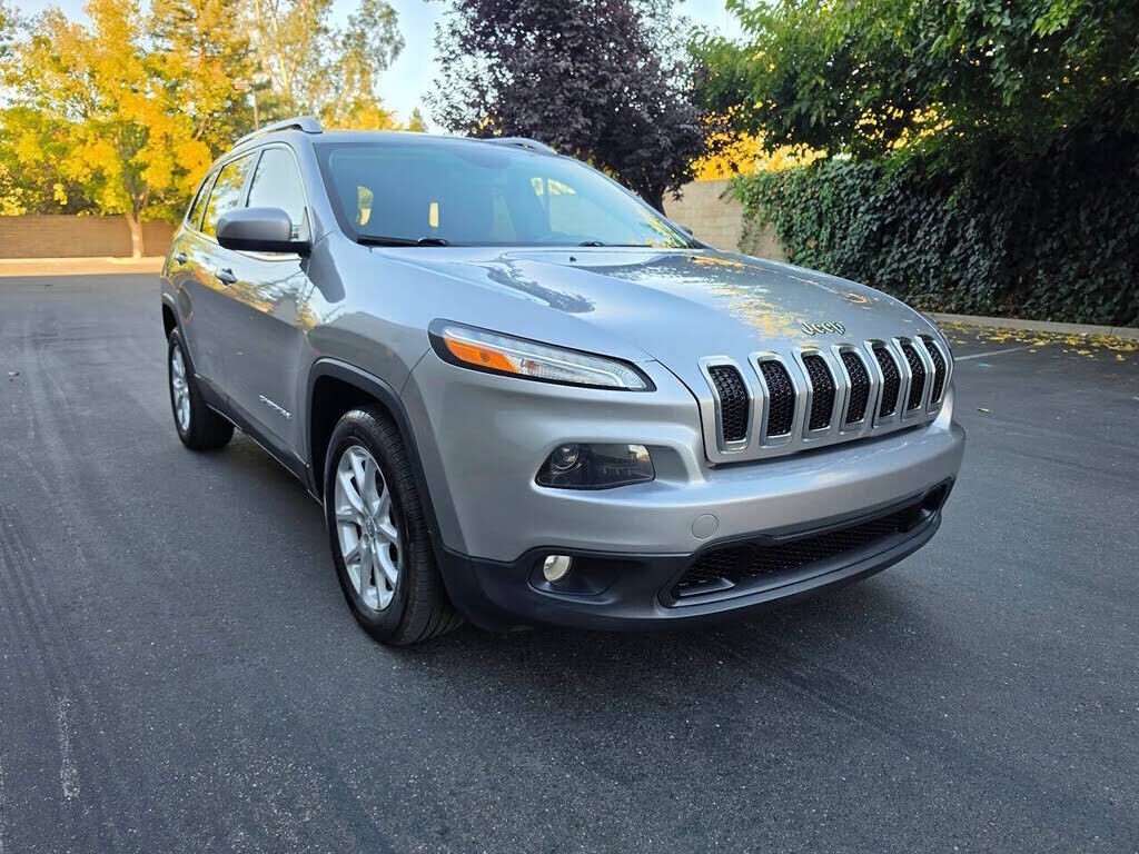 2016 JEEP Cherokee